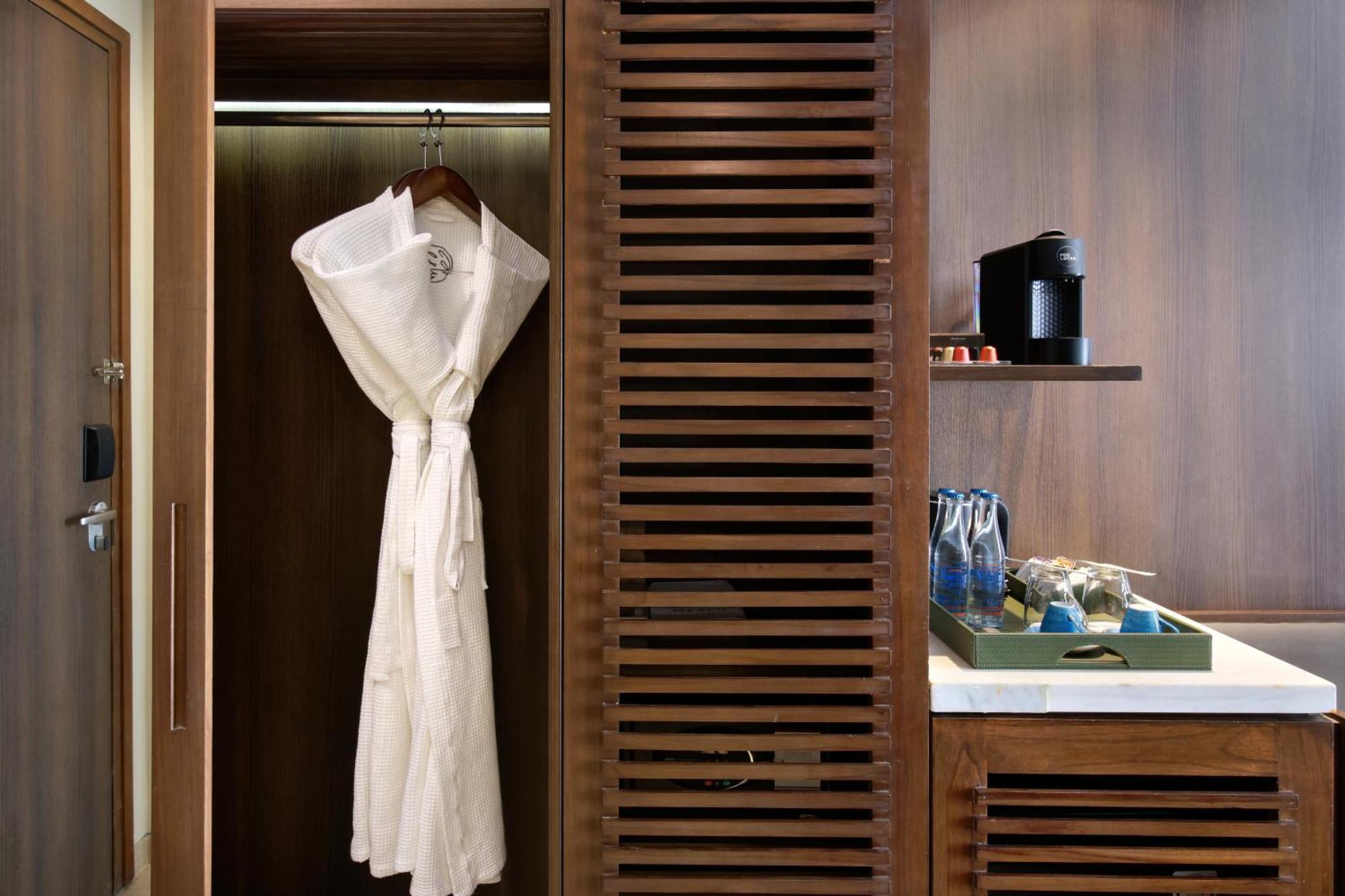 Mercure Bali Legian Exteriör bild